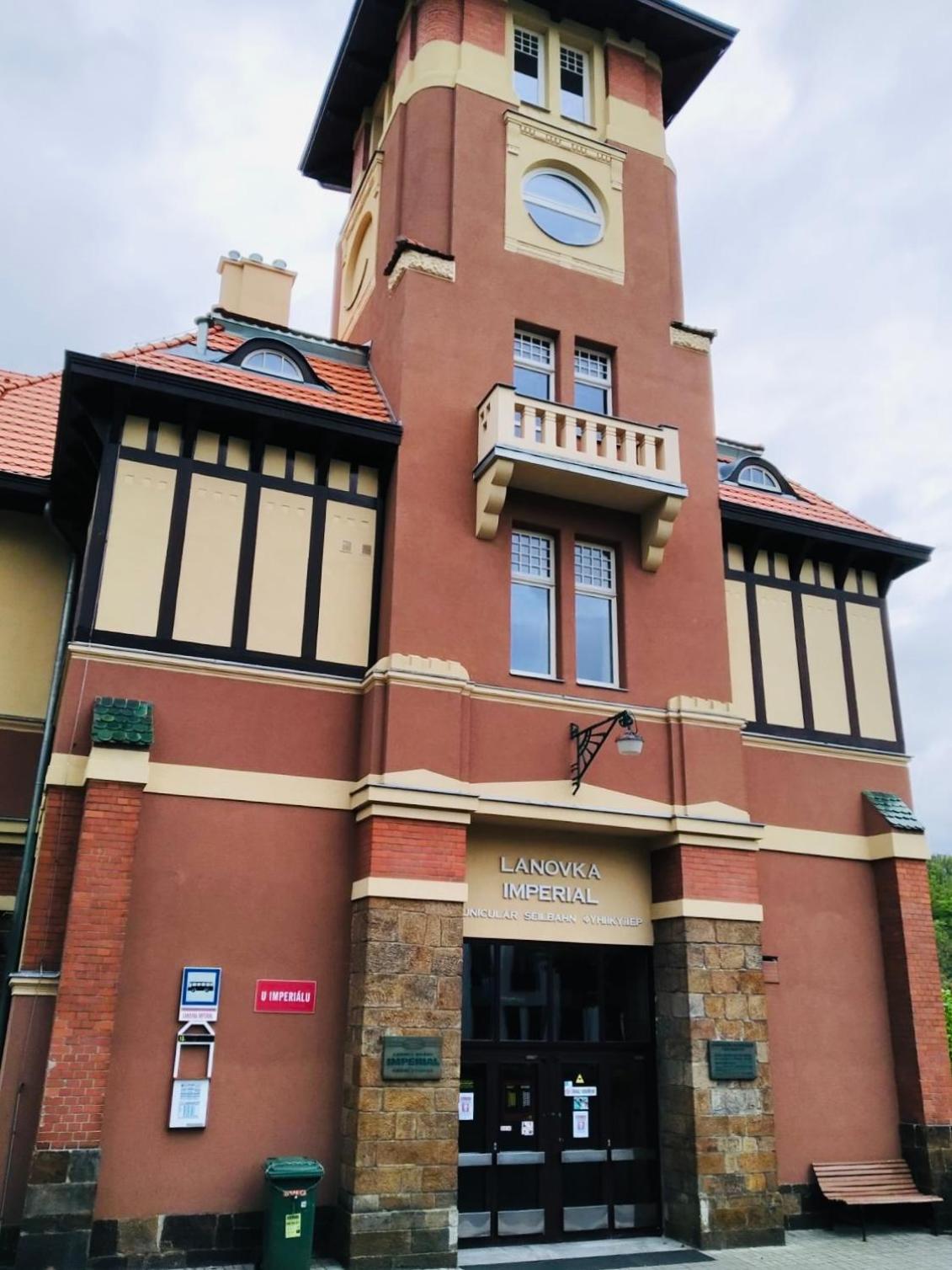 Artflora Kv Premium Apartment Karlovy Vary Exterior foto
