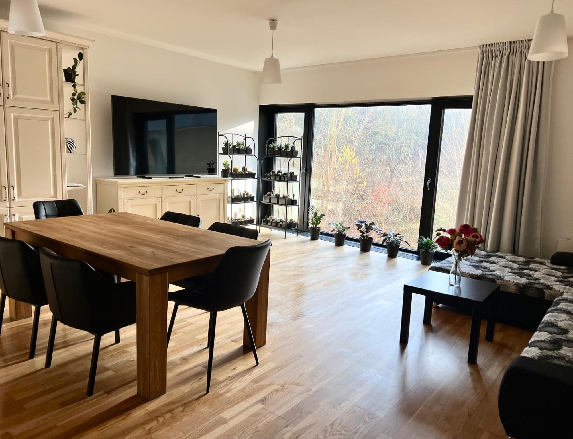 Artflora Kv Premium Apartment Karlovy Vary Exterior foto